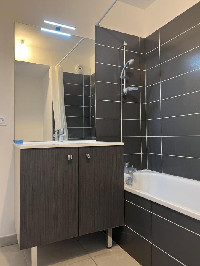 Residence Neuve Le K 10 Mn Gare, Parking , Tram Montpellier Luaran gambar